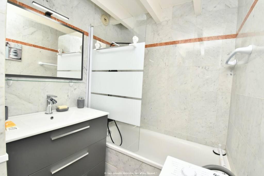 La Mezzanine Apt 5 Pers Classe 3 Etoiles, Royan- Centre 300 M Plage Foncillon Exterior foto